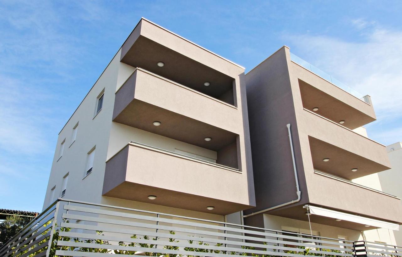 Blue Lagoon Apartments Zadar Dış mekan fotoğraf